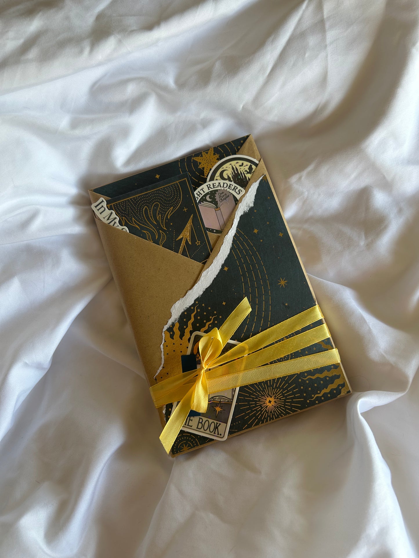 Fantasy/ Romantasy Blind Date with a Book
